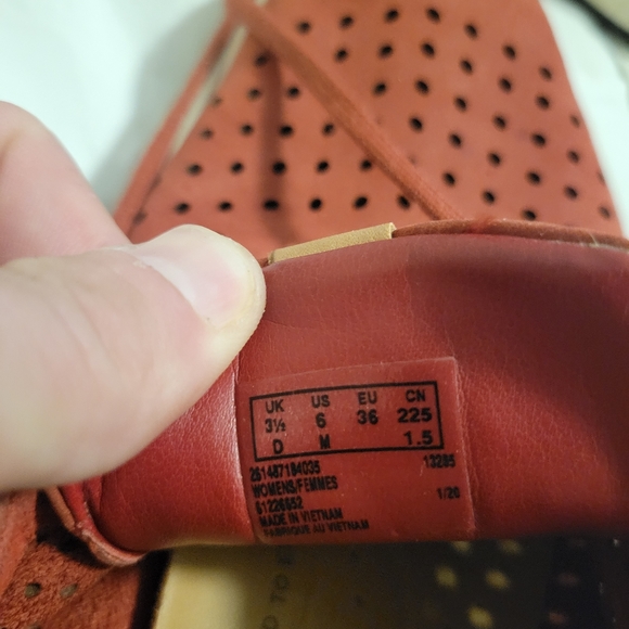 Clark's size 6 - Picture 3 of 4